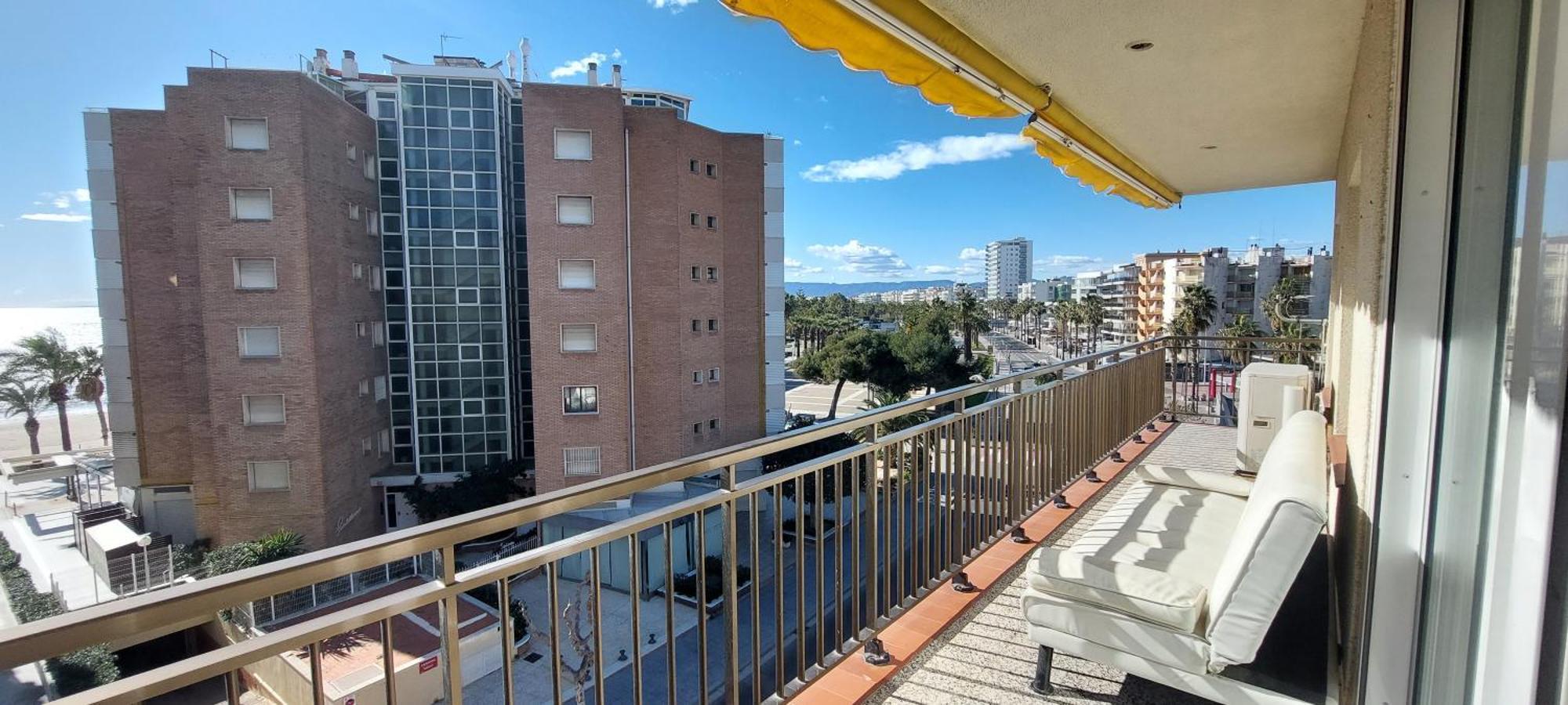 شقة Apartamento 1 Linea De Playa + Parking! سالو المظهر الخارجي الصورة
